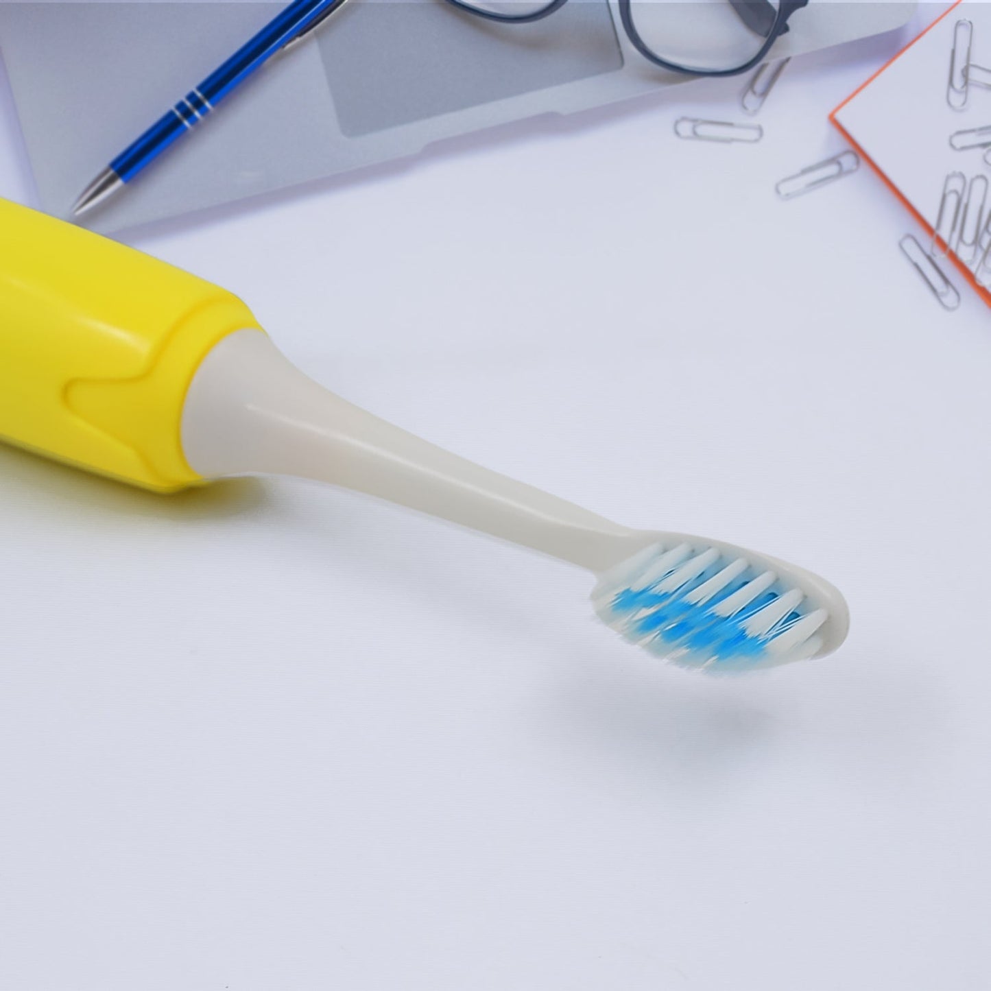 Adult Waterproof Electric Toothbrush (1 Pc / Battery Not Included / Mix Color)
